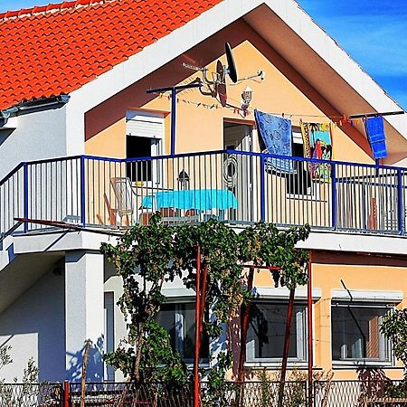 Apartment Mary Sukošan Dış mekan fotoğraf