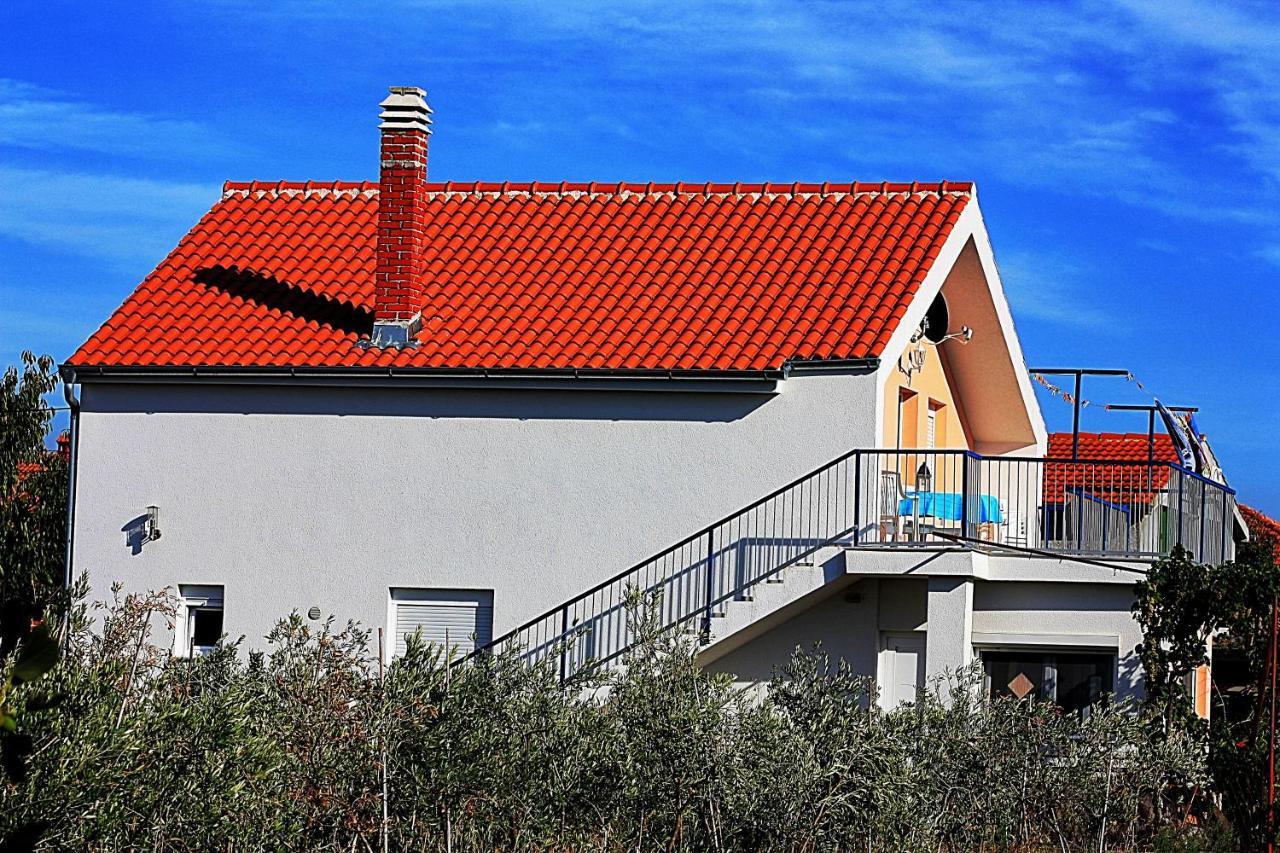 Apartment Mary Sukošan Dış mekan fotoğraf